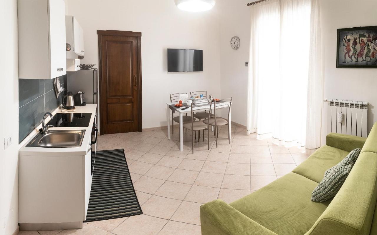 Residenza Il Bell'Antonio Apartment Napoli Bagian luar foto