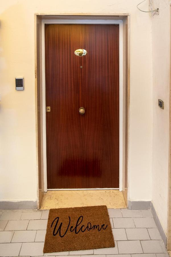 Residenza Il Bell'Antonio Apartment Napoli Bagian luar foto